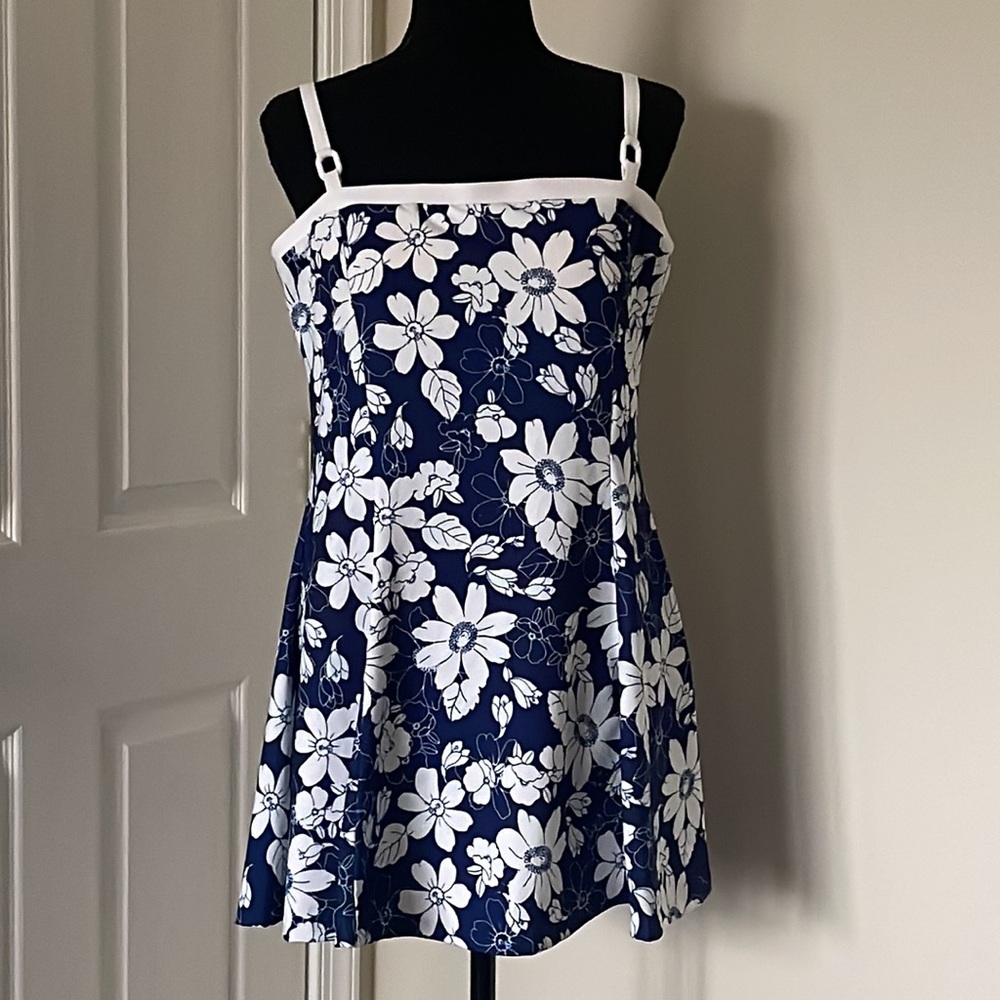 It Figures Plus size swim Top